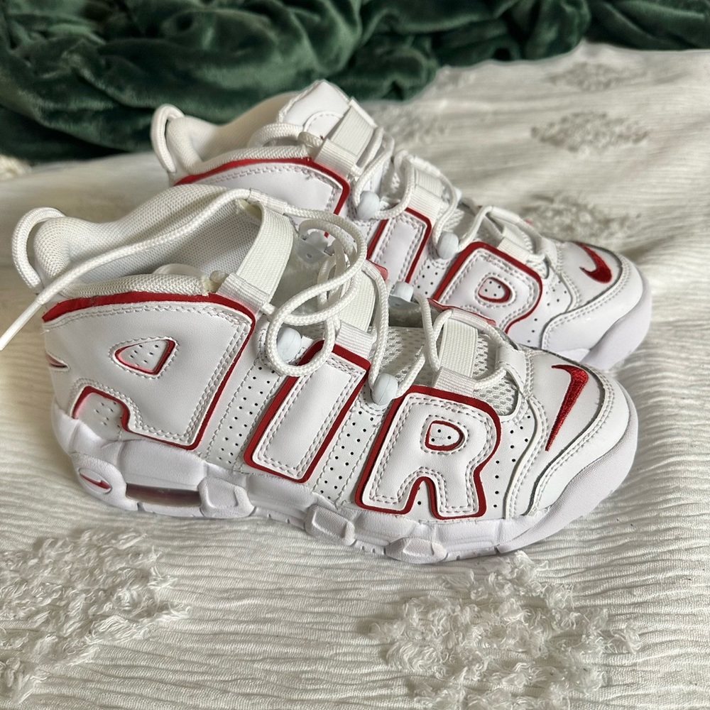 Nike Air More Uptempo White Varsity Red Outline (2018/2021)